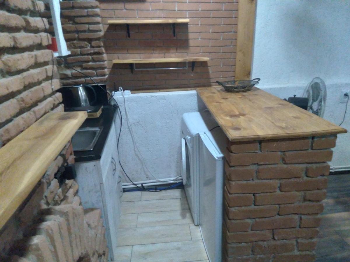 Sani Apartment Тбилиси Екстериор снимка