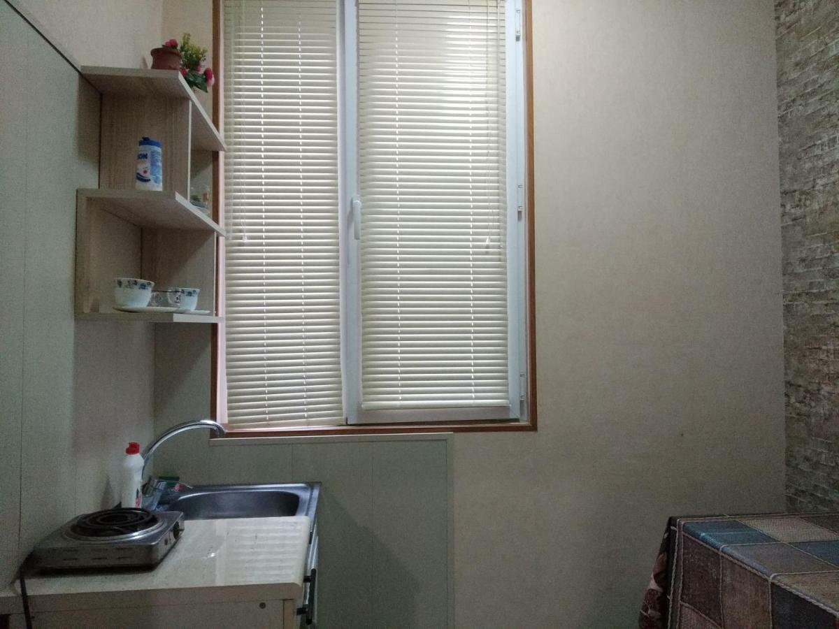 Sani Apartment Тбилиси Екстериор снимка